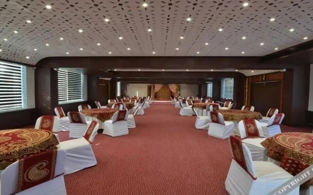Hotel Aum Regency