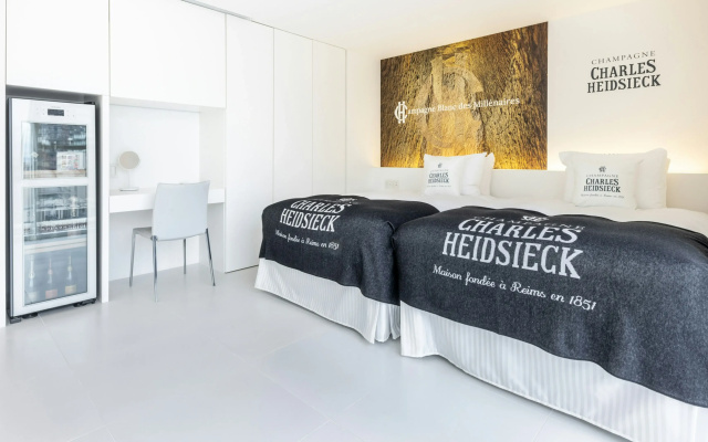 Cuvée J2 Hôtel Osaka by ONKOCHISHIN - Adults Only