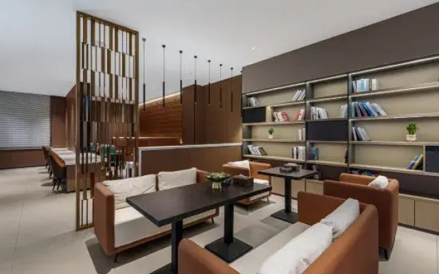 Aifeel Hotel (Datong Ancient City Railway Station)