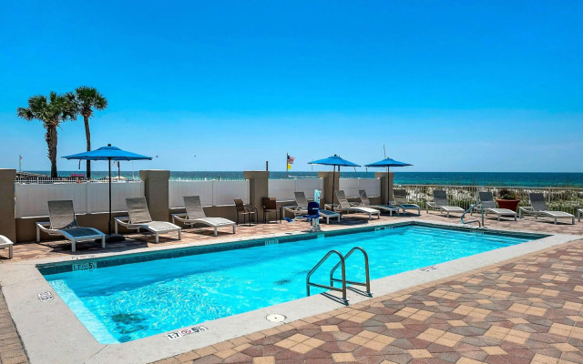 Sleep Inn On The Beach