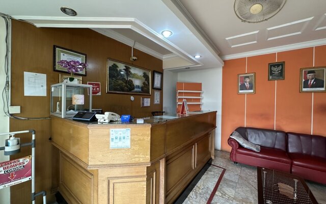 Capital O 93291 Bintang Hotel