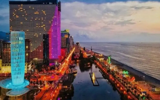 ORBI CITY - Apart-' s vidom na more v Batumi