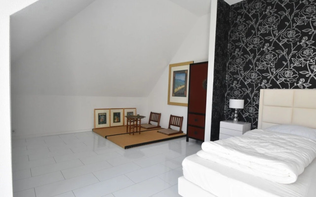 Holiday Home in Zeewolde With Jetty Next to Golf Course