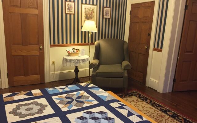 Red Lion Bed & Breakfast