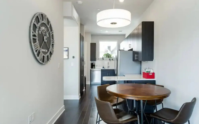 Capital View Condos Downtown Austin