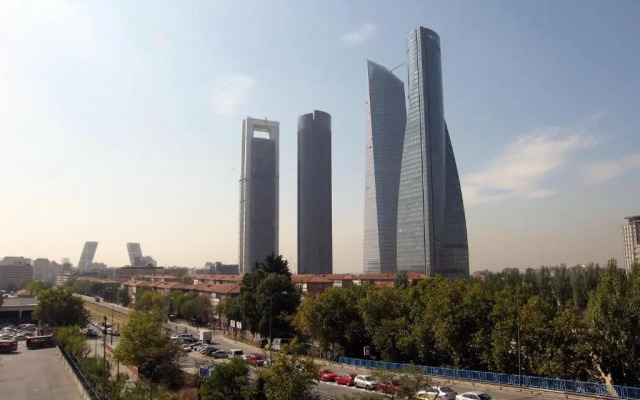 Eurostars Madrid Tower