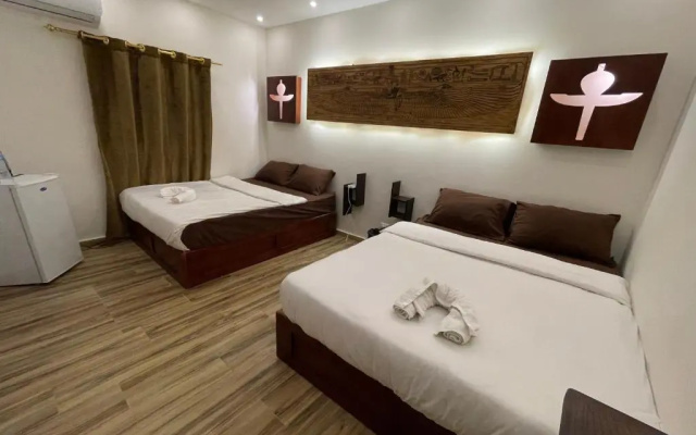 Sahara Pyramids Inn