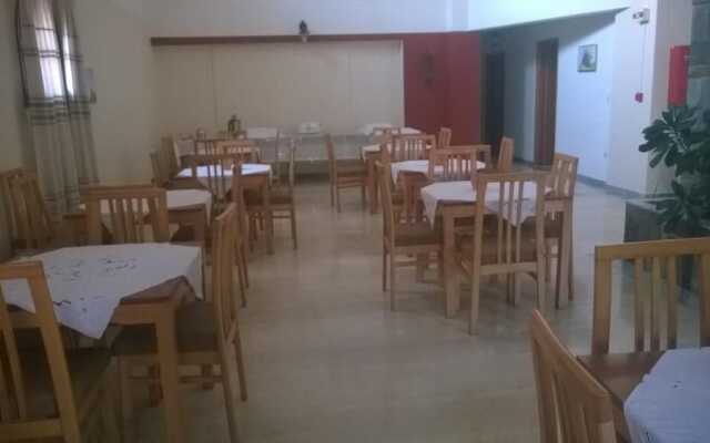 Moustakis Hotel