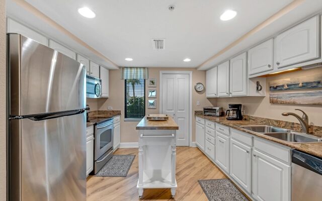 Perdido Towers East 104