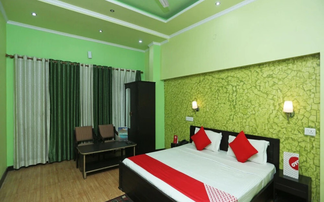 OYO 19409 Hotel Sunita And Restaurant