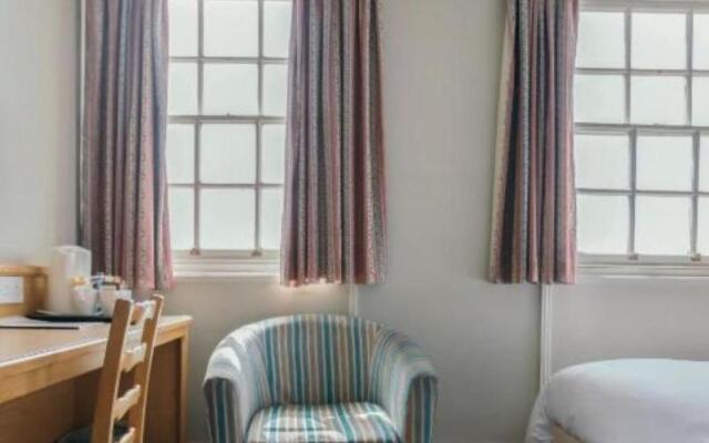 Royal Hotel, Bar & Grill