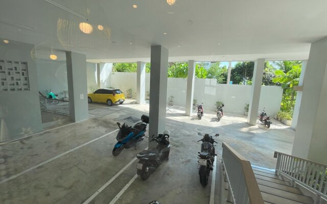Apartment at Palmetto Condo by Lofty