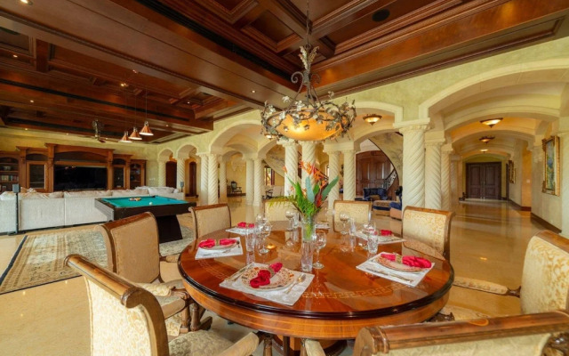 - Casa Garmus - 10 bdr Ocean View