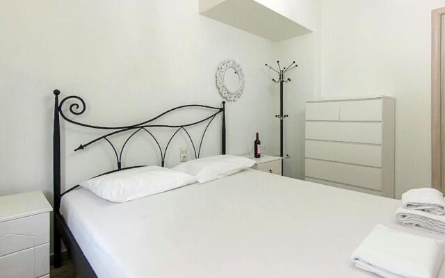 Hersonissos Modern One Bedroom Apartment Beachside