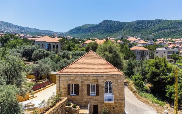 LAuberge de Douma Full House in Batroun