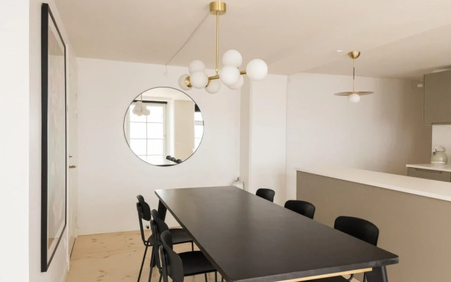 ★Newly Renovated · Luxury Apt · Heart of CPH★