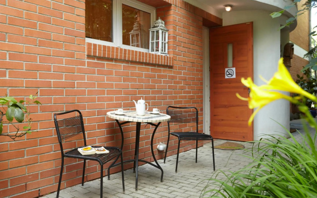 Villa In A Bio Garden