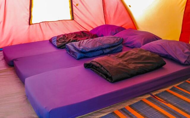 Hiker's Camp at Toya Devasya