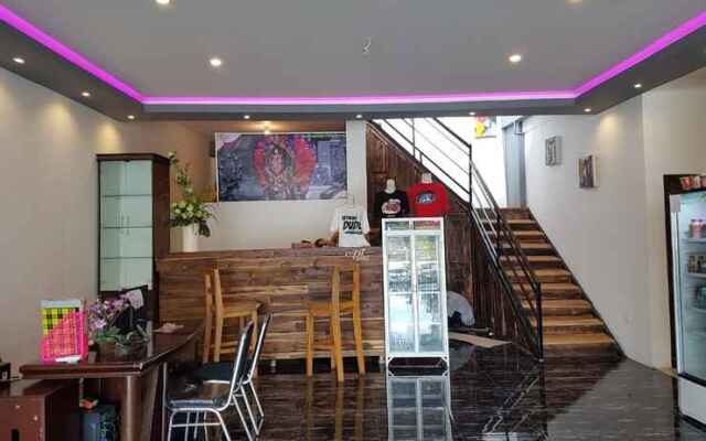 Art Doorz Homestay Istana Gandrung