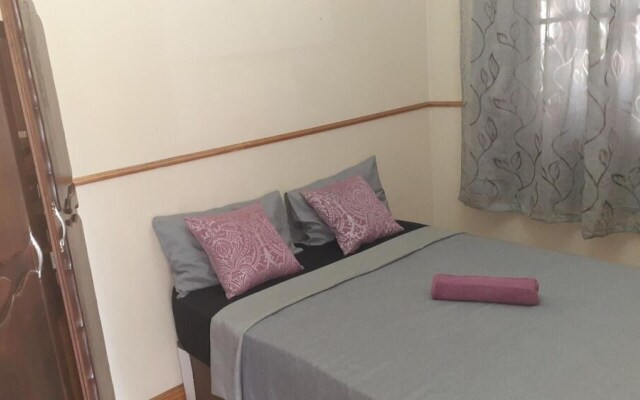 Karl Heyne Guesthouse - Spacious Double Room
