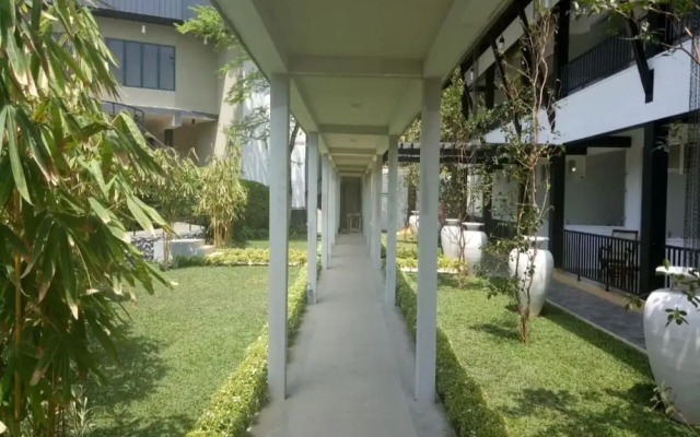 Garden Beach Hotel