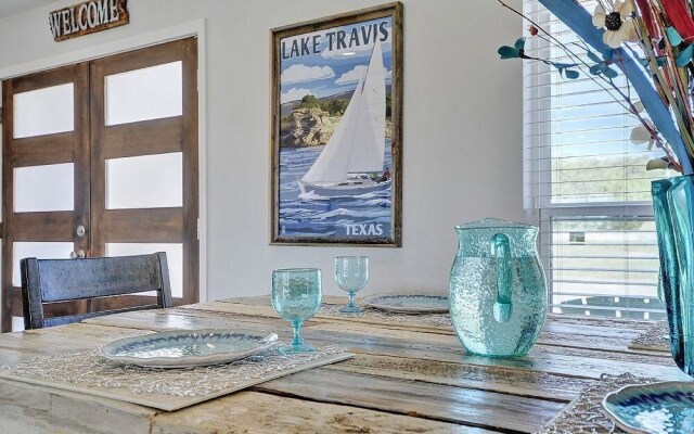 The Estate on Lake Travis - A 10 Acre Waterfront Escape for Groups