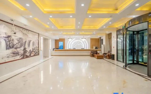 Starway Hotel Aksu Century Plaza