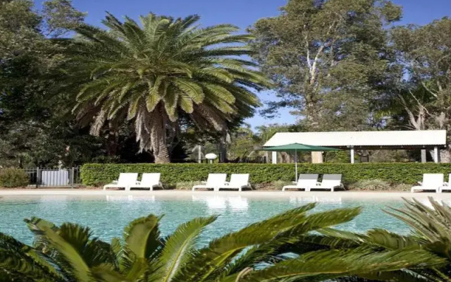 Ramada Resort Flynns Beach