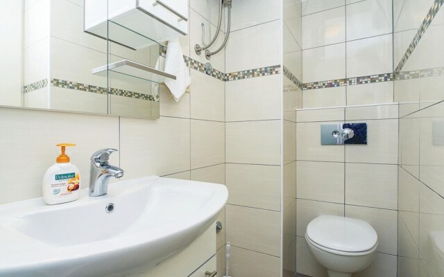 Nice Home in Omis With 2 Bedrooms and Wifi