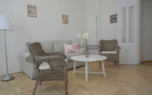 Vaci Street Apartment