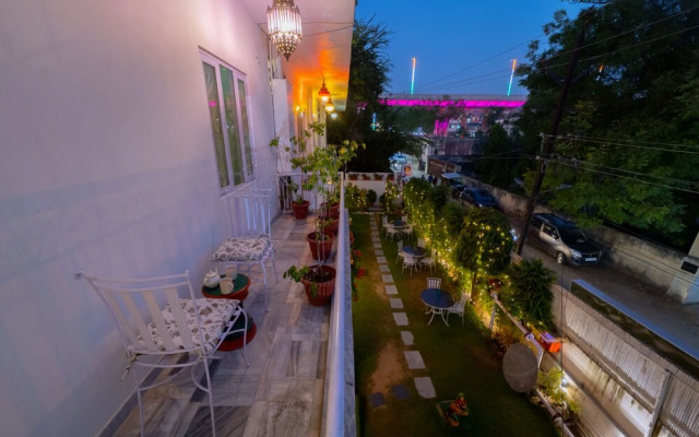 Zest-A Boutique Hotel