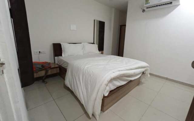 Hotel Mansarovar