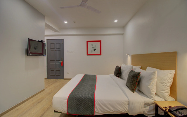OYO Townhouse 092 Hotel Ashray Residency