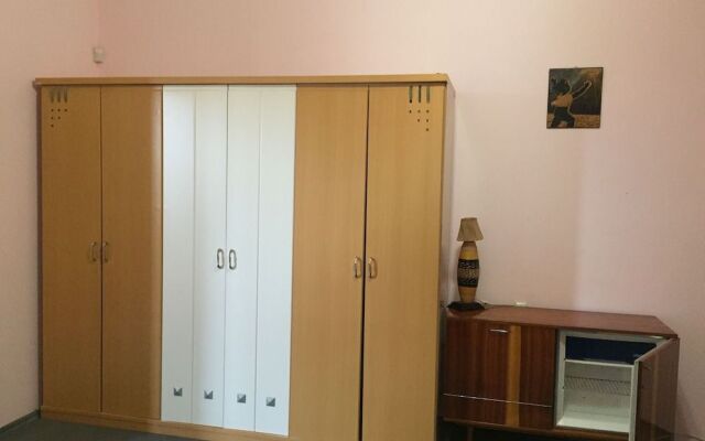 Noy Hostel