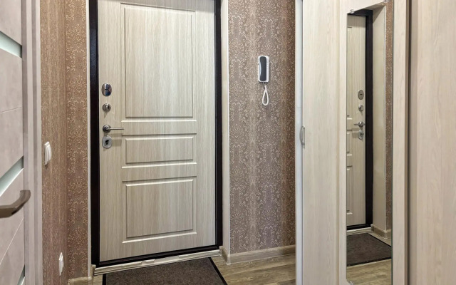 CrystalRentals (КристалРенталс) на улице Валентины Трофимовой 8