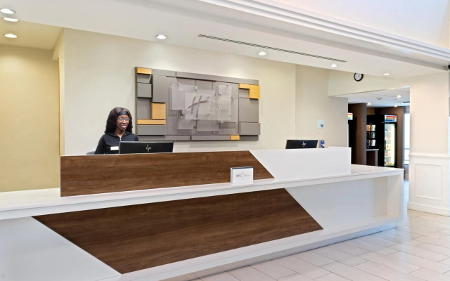 Holiday Inn Express Hauppauge by IHG