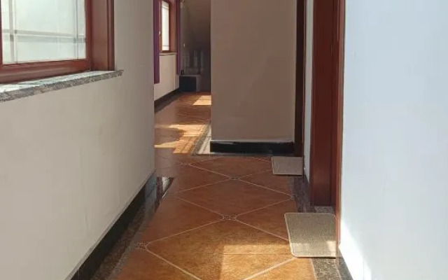 Hangzhou Xinggong Yanlou Inn