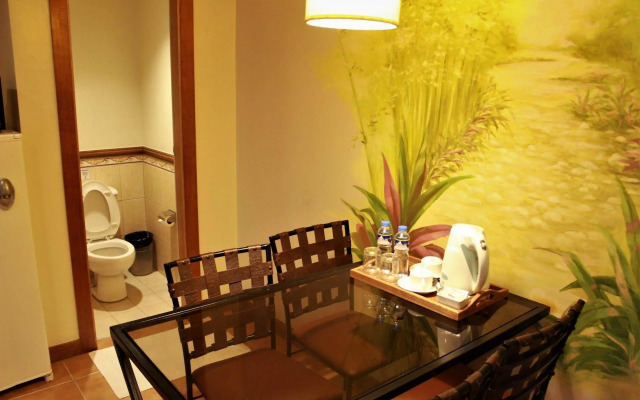 The Mabuhay Manor