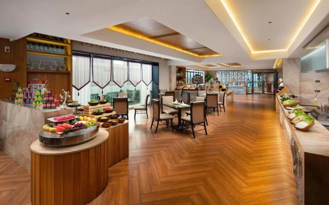 Relax Life Hotel Guangzhou Science City