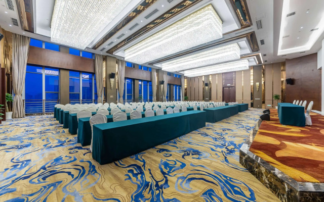 Days Hotel by Wyndham Chongqing Keyuan