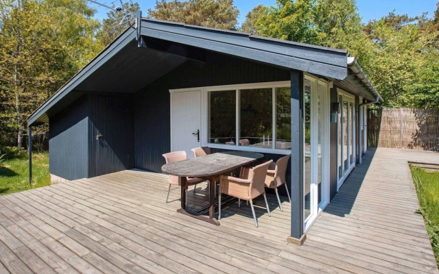 5 Person Holiday Home in Albaek