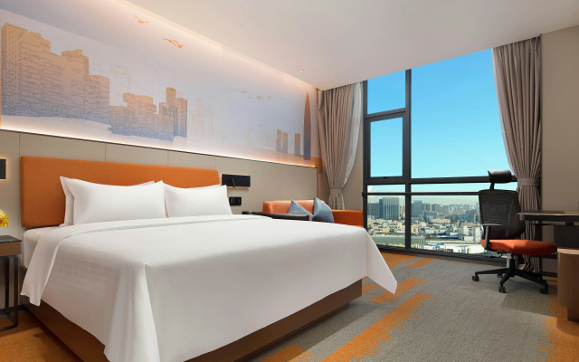 Hampton by Hilton Shenzhen Bao'an Airport – Guest Rooms – Shenzhen