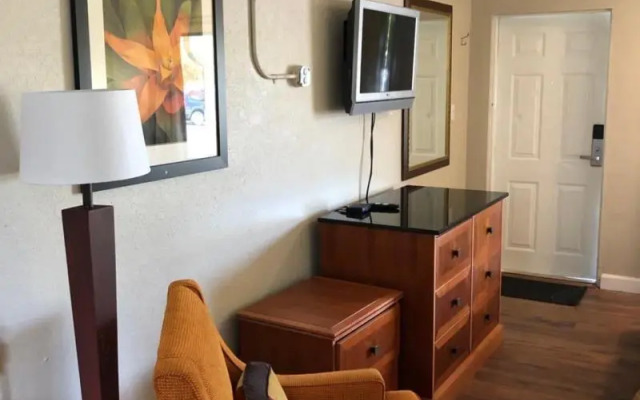 Ocala Cove Motel