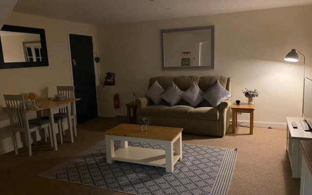 Beautiful 1 Bed Apartment in the Heart of Ludlow