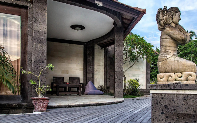 Pondok Baruna Frangipani