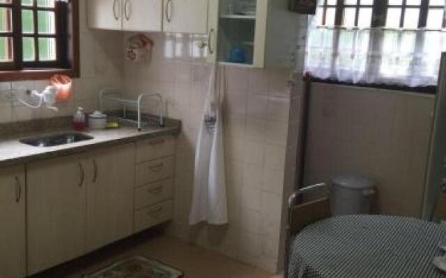 Apartamento em Condomínio Campos do Jordão