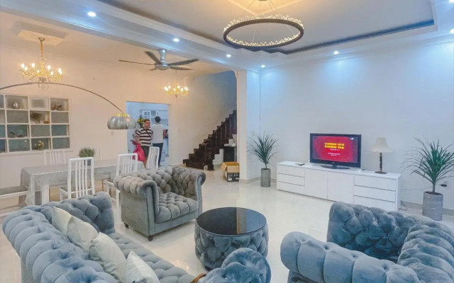 Villa 90 - Villa 86 Group