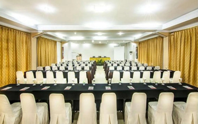 Rizen Premiere Hotel