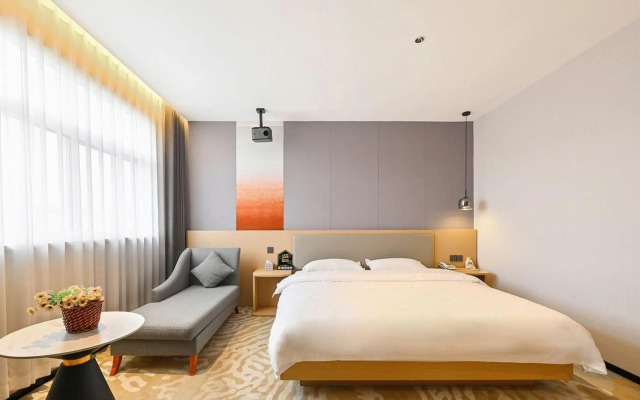 Luoyang Lesiyuan Business Hotel (Luoqi Ancient City Lijingmen Cross Street Branch)