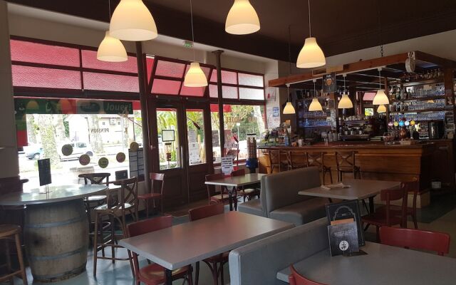 Hotel Cafe de la Gare